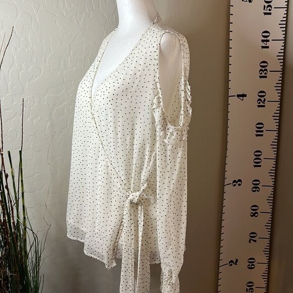 red Haute Black polkadot wrap front blouse with cold shoulder. Long sleeves. - Picture 3 of 13